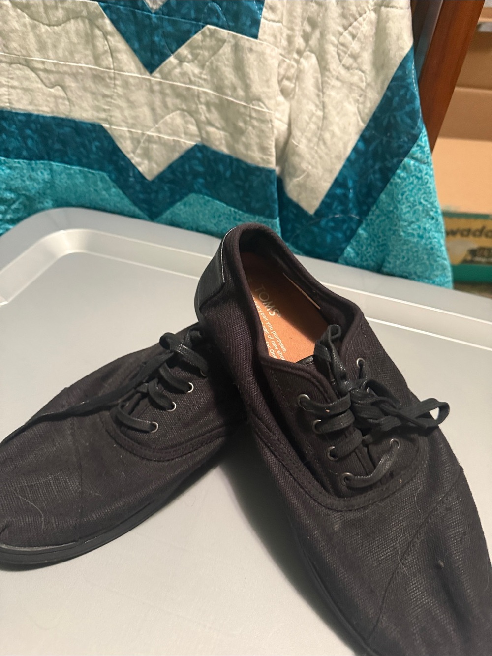 Black Toms Men's Canvas Lace-Up Shoes